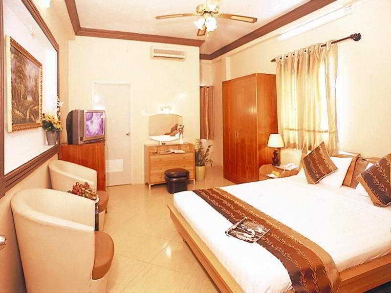 הו צ'י מין סיטי Hanz 82 Sen Hotel מראה חיצוני תמונה