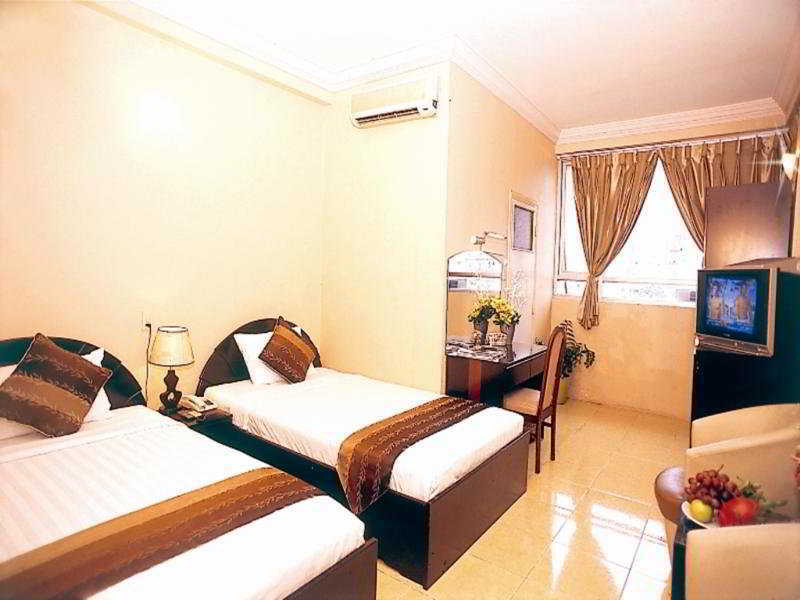 הו צ'י מין סיטי Hanz 82 Sen Hotel מראה חיצוני תמונה